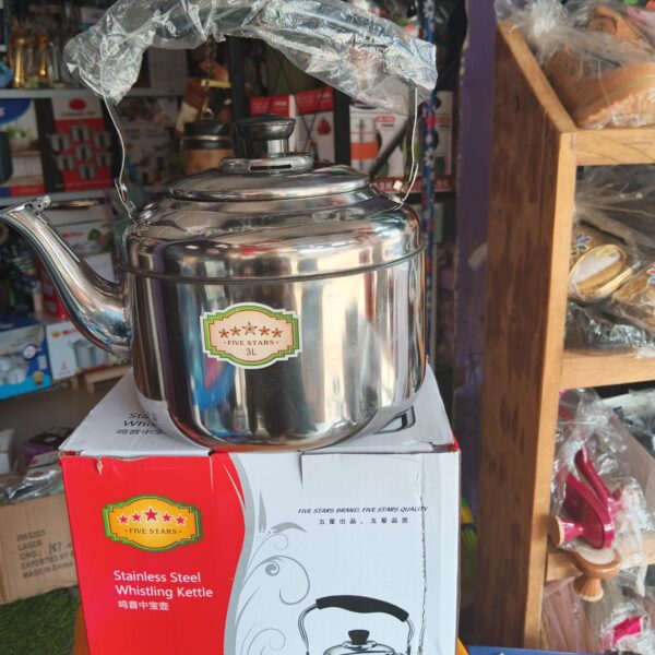 3 litres whistling kettle