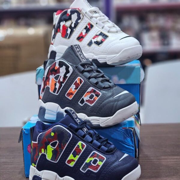 Size 26 black Kids Timber Air