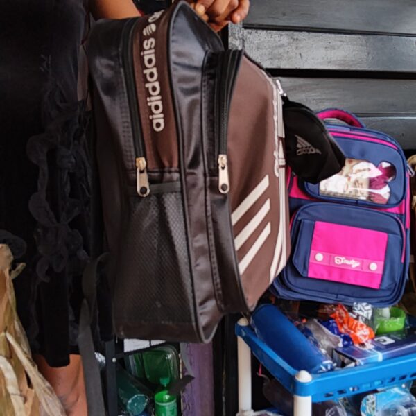 Aididdais school bag
